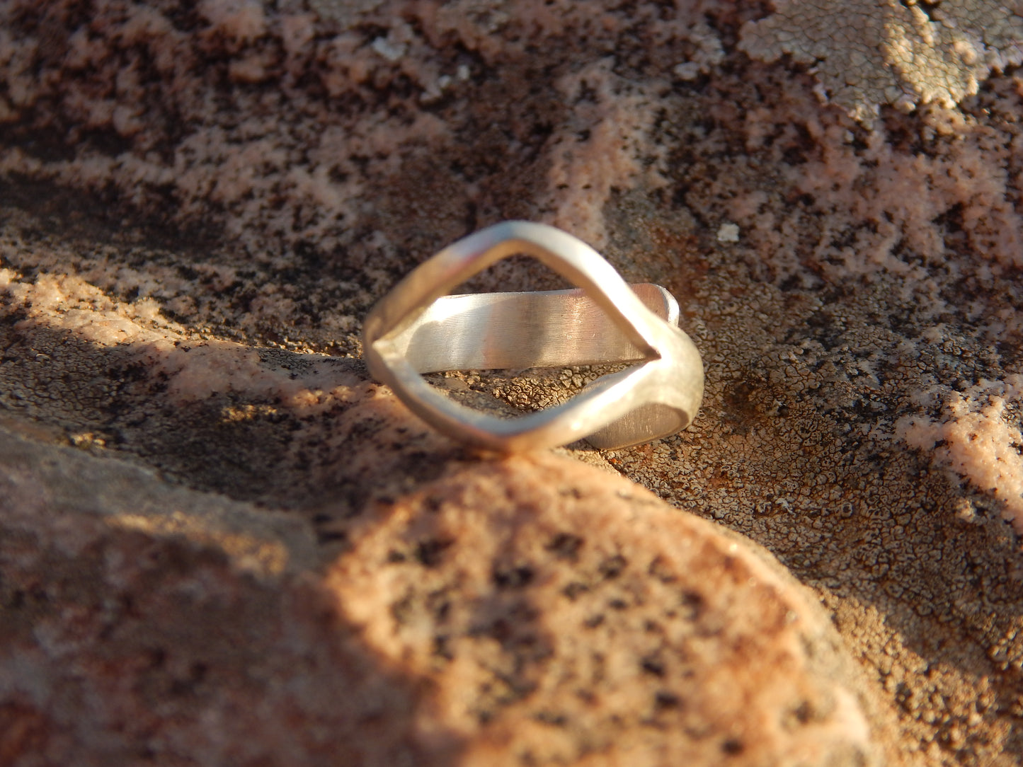 EYE RING