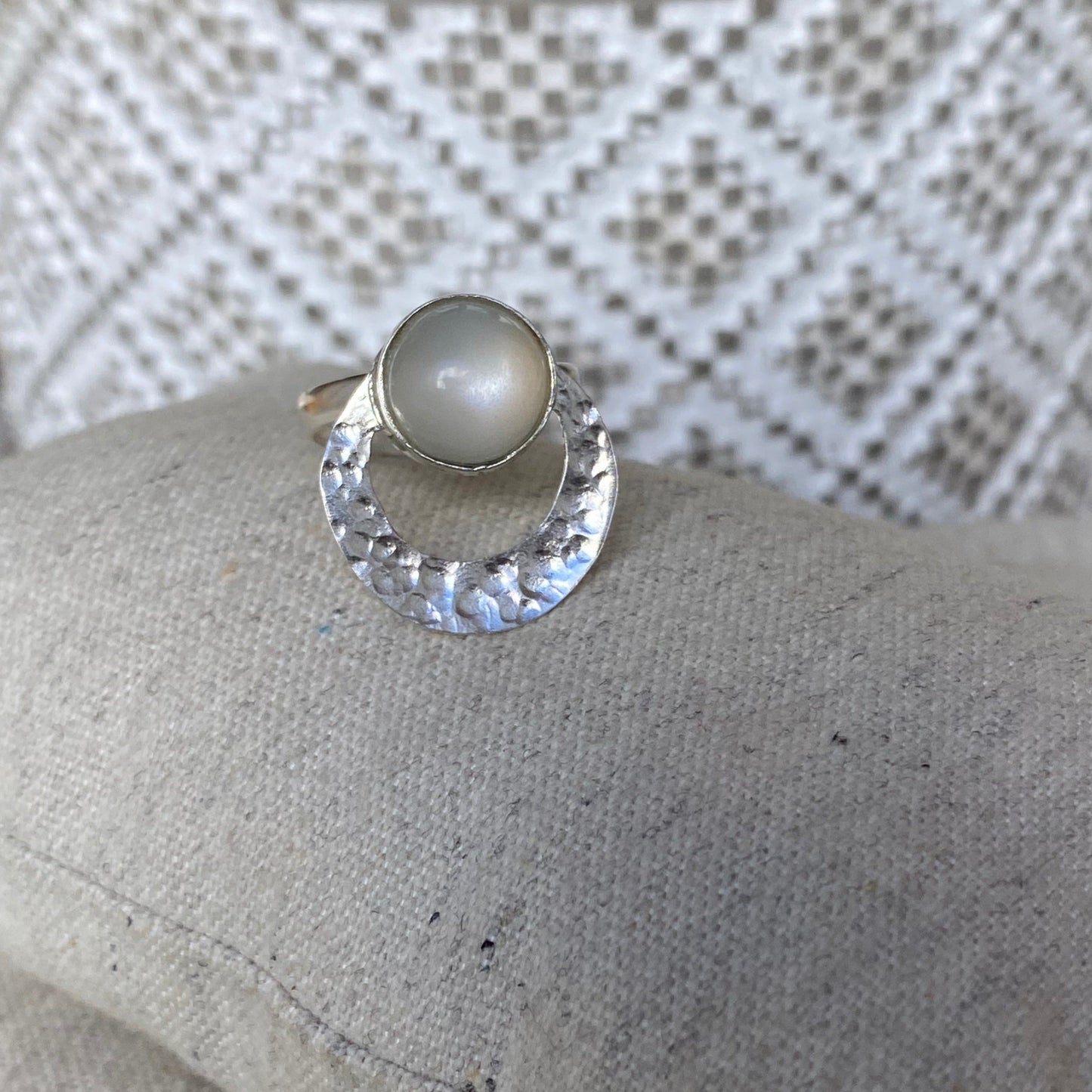 ANILLO AMARTILLADO MOON