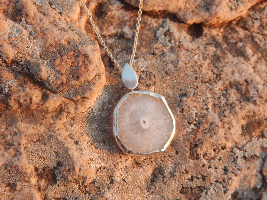SOLAR QUARTZ PENDANT